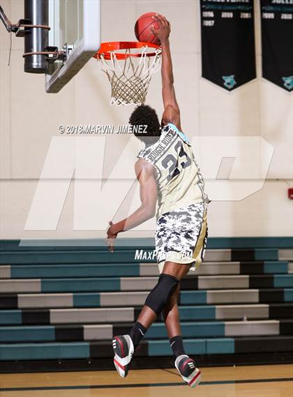 Thumbnail 3 in Malibu vs. California Military Institute (CIF 5AAA 2nd Round Playoff) photogallery.