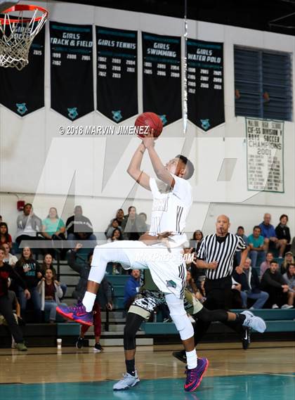 Thumbnail 3 in Malibu vs. California Military Institute (CIF 5AAA 2nd Round Playoff) photogallery.