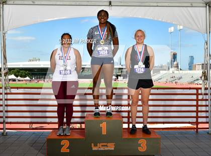 Thumbnail 1 in UIL 6A State Championship photogallery.