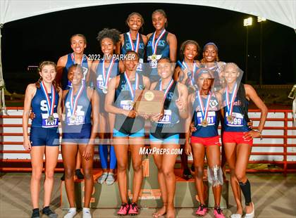 Thumbnail 3 in UIL 6A State Championship photogallery.