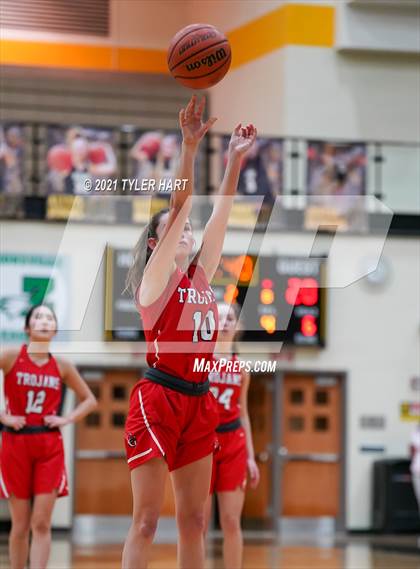 Thumbnail 3 in Center Grove @ Avon photogallery.