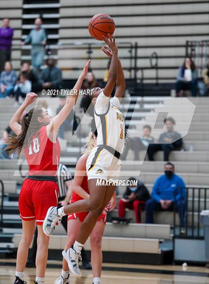 Thumbnail 1 in Center Grove @ Avon photogallery.