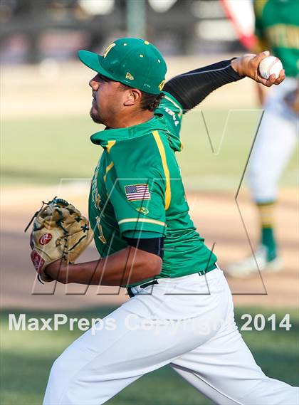 Thumbnail 2 in Monterey vs. St. Francis CC (CIF CCS D2 Semifinals) photogallery.