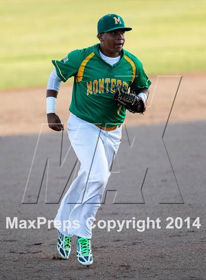 Thumbnail 2 in Monterey vs. St. Francis CC (CIF CCS D2 Semifinals) photogallery.