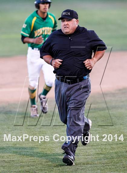 Thumbnail 3 in Monterey vs. St. Francis CC (CIF CCS D2 Semifinals) photogallery.