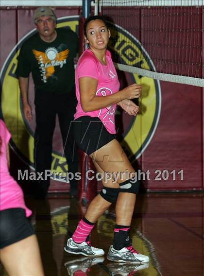 Thumbnail 3 in Ripon vs Hoover (Viking Classic Tournament) photogallery.