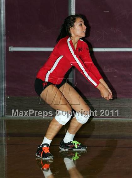 Thumbnail 2 in Ripon vs Hoover (Viking Classic Tournament) photogallery.