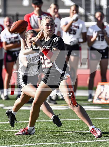 Thumbnail 3 in San Clemente vs. Troy (CIF SS DIV 3 Championship) photogallery.