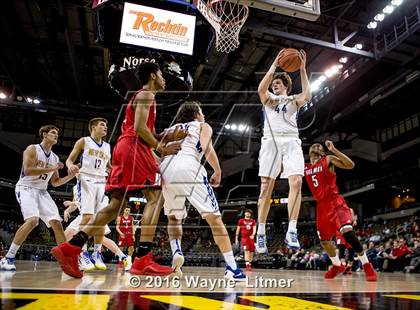 Thumbnail 2 in Holmes vs Newport Central Catholic photogallery.