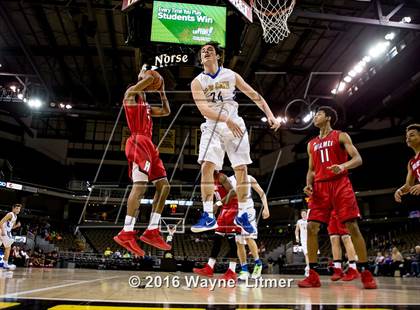 Thumbnail 2 in Holmes vs Newport Central Catholic photogallery.