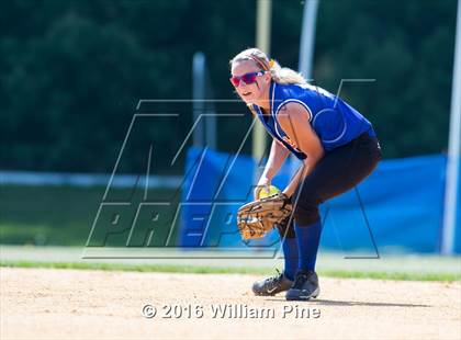 Thumbnail 2 in Chester vs Pine Plains (Section 9 Class C Final) photogallery.