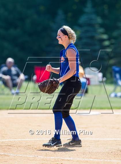 Thumbnail 2 in Chester vs Pine Plains (Section 9 Class C Final) photogallery.
