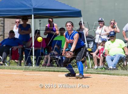 Thumbnail 3 in Chester vs Pine Plains (Section 9 Class C Final) photogallery.