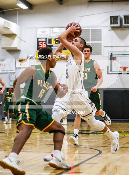 Thumbnail 2 in Shasta vs. Placer photogallery.