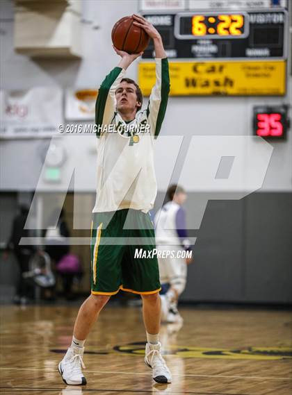 Thumbnail 2 in Shasta vs. Placer photogallery.