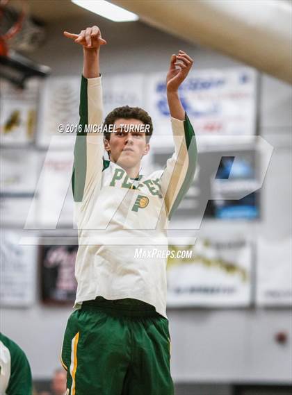 Thumbnail 1 in Shasta vs. Placer photogallery.