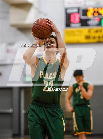 Thumbnail 3 in Shasta vs. Placer photogallery.