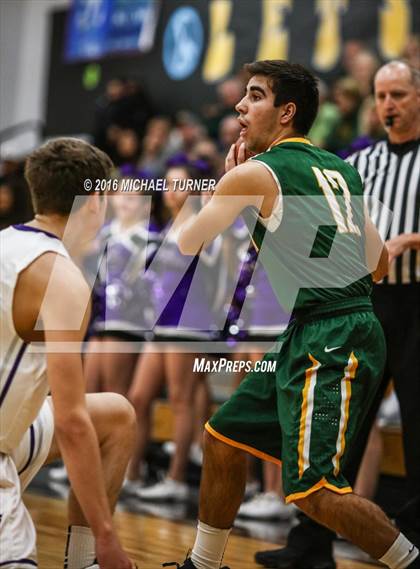 Thumbnail 2 in Shasta vs. Placer photogallery.