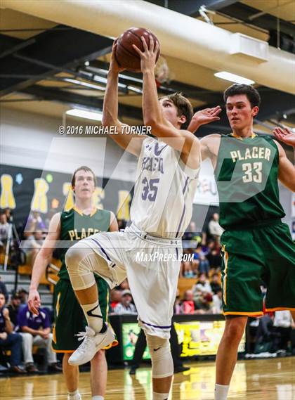 Thumbnail 3 in Shasta vs. Placer photogallery.