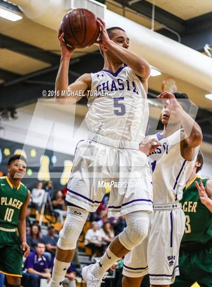 Thumbnail 3 in Shasta vs. Placer photogallery.