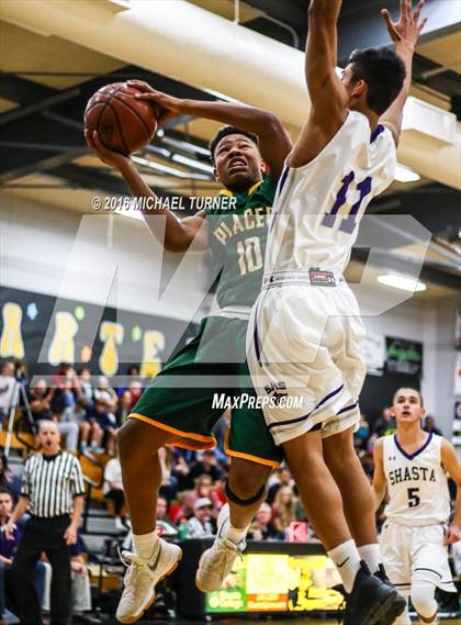 Thumbnail 3 in Shasta vs. Placer photogallery.