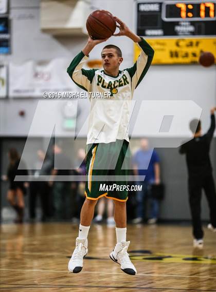 Thumbnail 2 in Shasta vs. Placer photogallery.