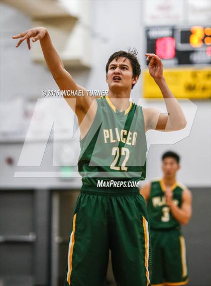 Thumbnail 1 in Shasta vs. Placer photogallery.