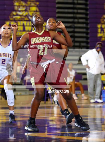 Thumbnail 1 in Downey vs. Lynwood photogallery.