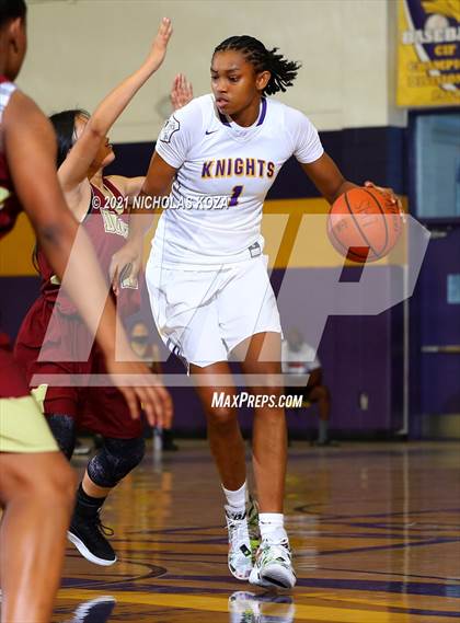 Thumbnail 3 in Downey vs. Lynwood photogallery.
