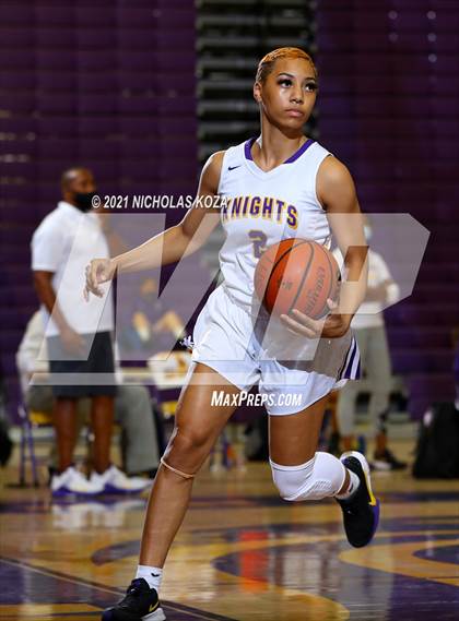 Thumbnail 2 in Downey vs. Lynwood photogallery.