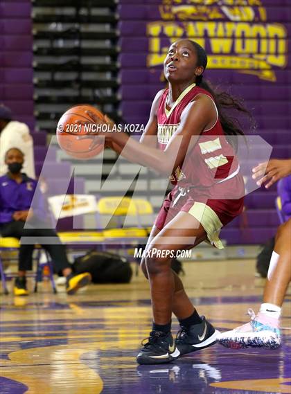 Thumbnail 1 in Downey vs. Lynwood photogallery.