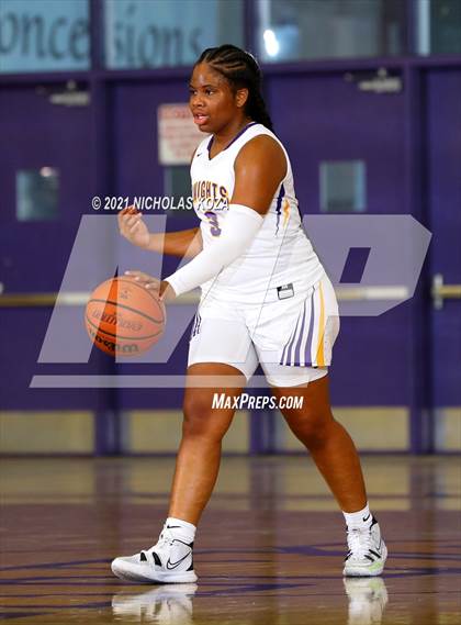 Thumbnail 2 in Downey vs. Lynwood photogallery.