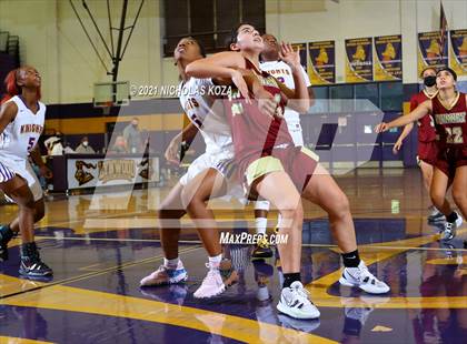 Thumbnail 3 in Downey vs. Lynwood photogallery.