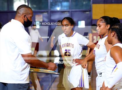 Thumbnail 3 in Downey vs. Lynwood photogallery.