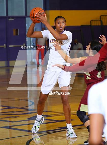 Thumbnail 2 in Downey vs. Lynwood photogallery.