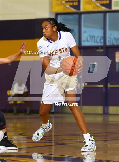 Thumbnail 3 in Downey vs. Lynwood photogallery.