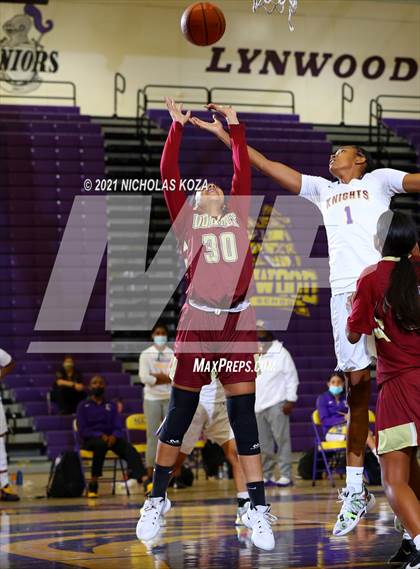 Thumbnail 3 in Downey vs. Lynwood photogallery.
