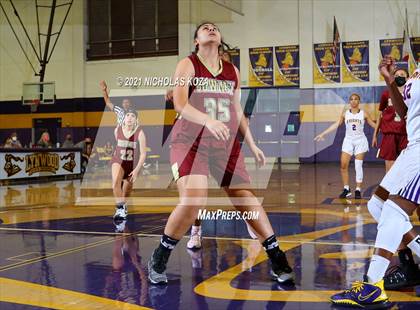 Thumbnail 1 in Downey vs. Lynwood photogallery.