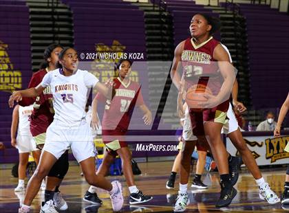 Thumbnail 3 in Downey vs. Lynwood photogallery.