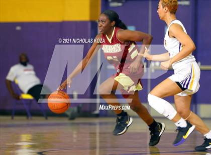Thumbnail 3 in Downey vs. Lynwood photogallery.