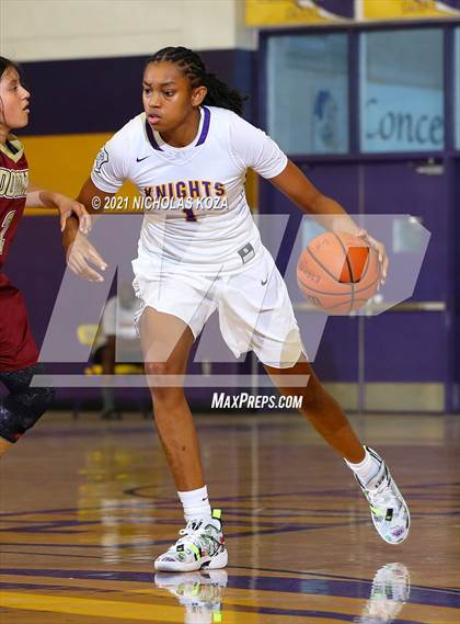 Thumbnail 2 in Downey vs. Lynwood photogallery.