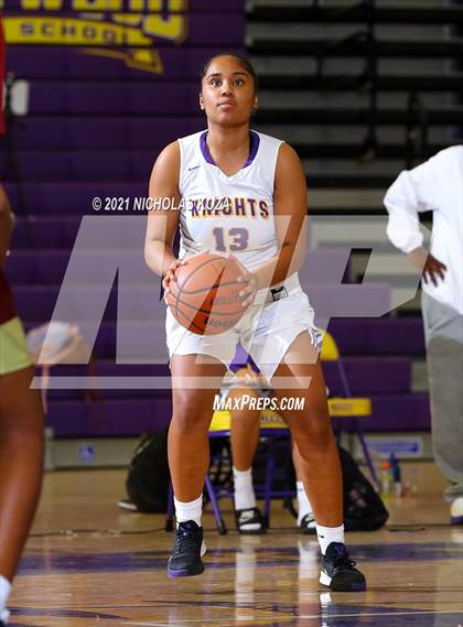 Thumbnail 3 in Downey vs. Lynwood photogallery.