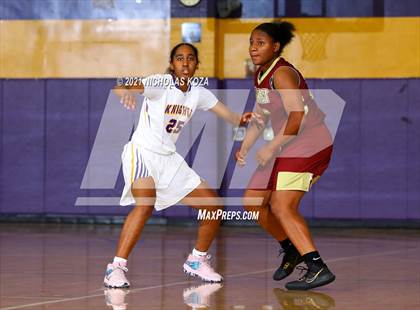 Thumbnail 3 in Downey vs. Lynwood photogallery.