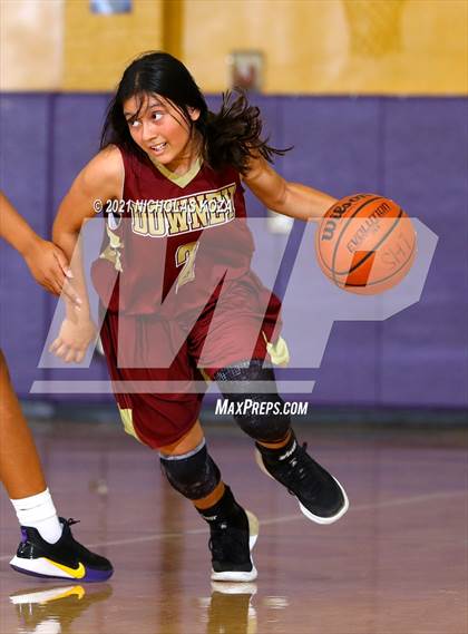 Thumbnail 3 in Downey vs. Lynwood photogallery.