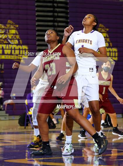 Thumbnail 1 in Downey vs. Lynwood photogallery.