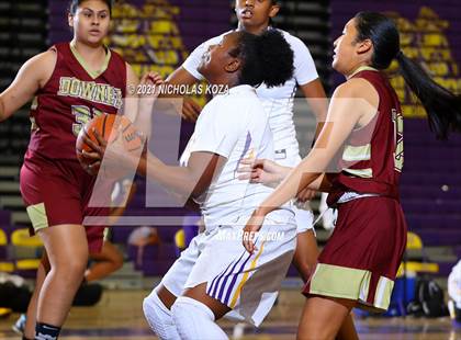 Thumbnail 1 in Downey vs. Lynwood photogallery.