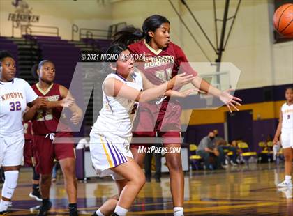 Thumbnail 2 in Downey vs. Lynwood photogallery.