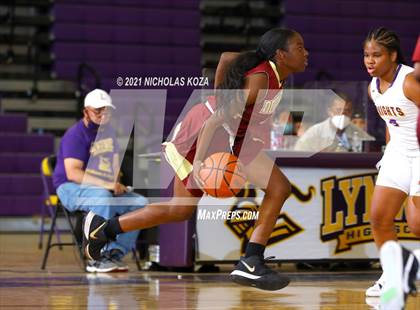 Thumbnail 2 in Downey vs. Lynwood photogallery.