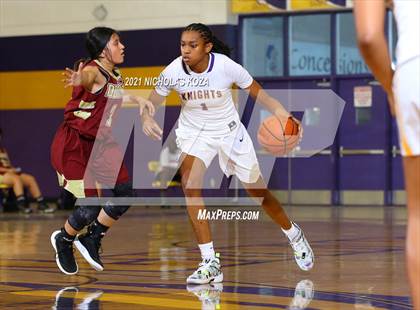 Thumbnail 1 in Downey vs. Lynwood photogallery.