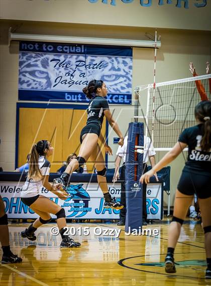 Thumbnail 2 in Steele vs. United photogallery.